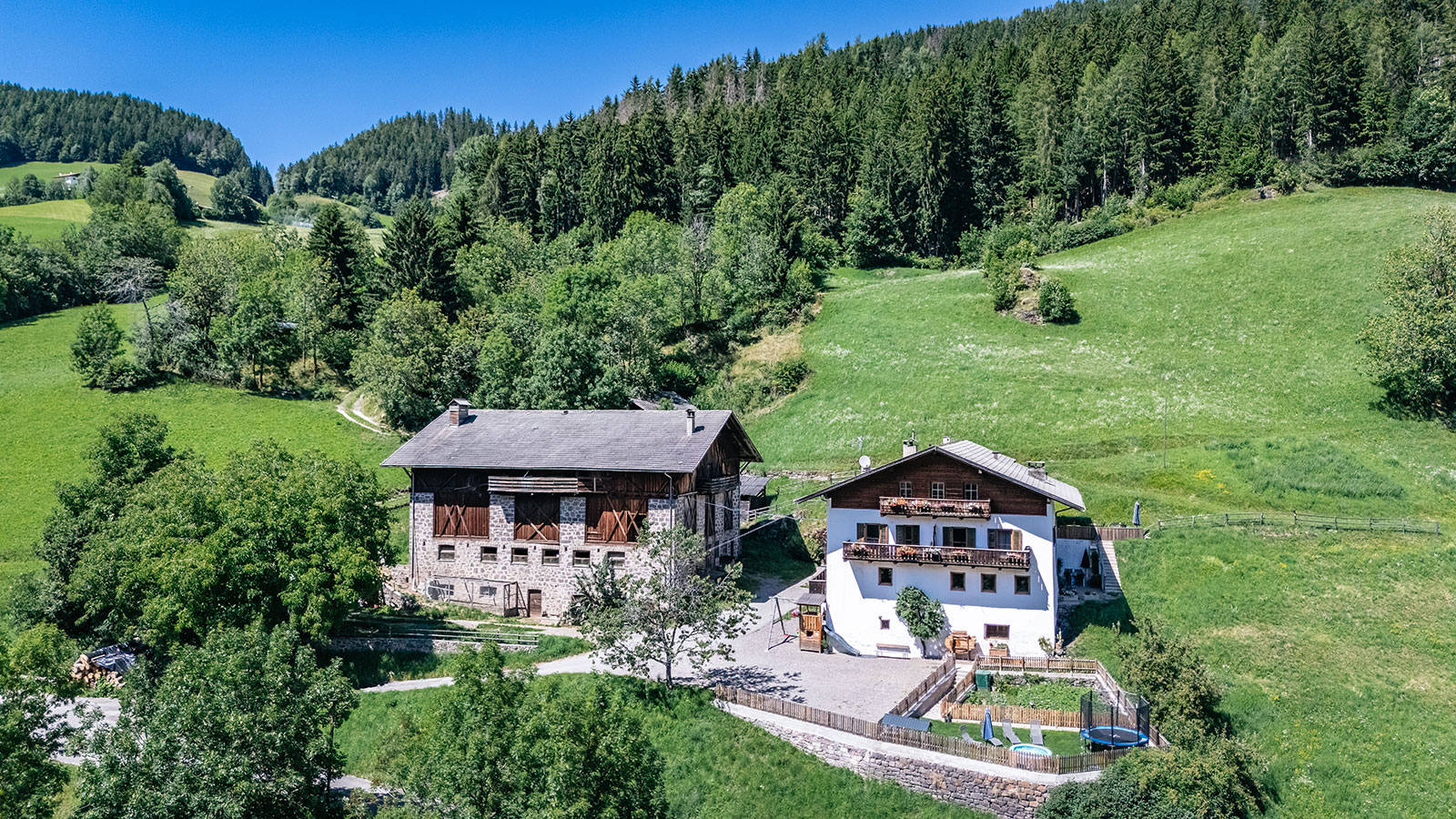 Urlaub Bauernhof Villnoess Dolomiten 06